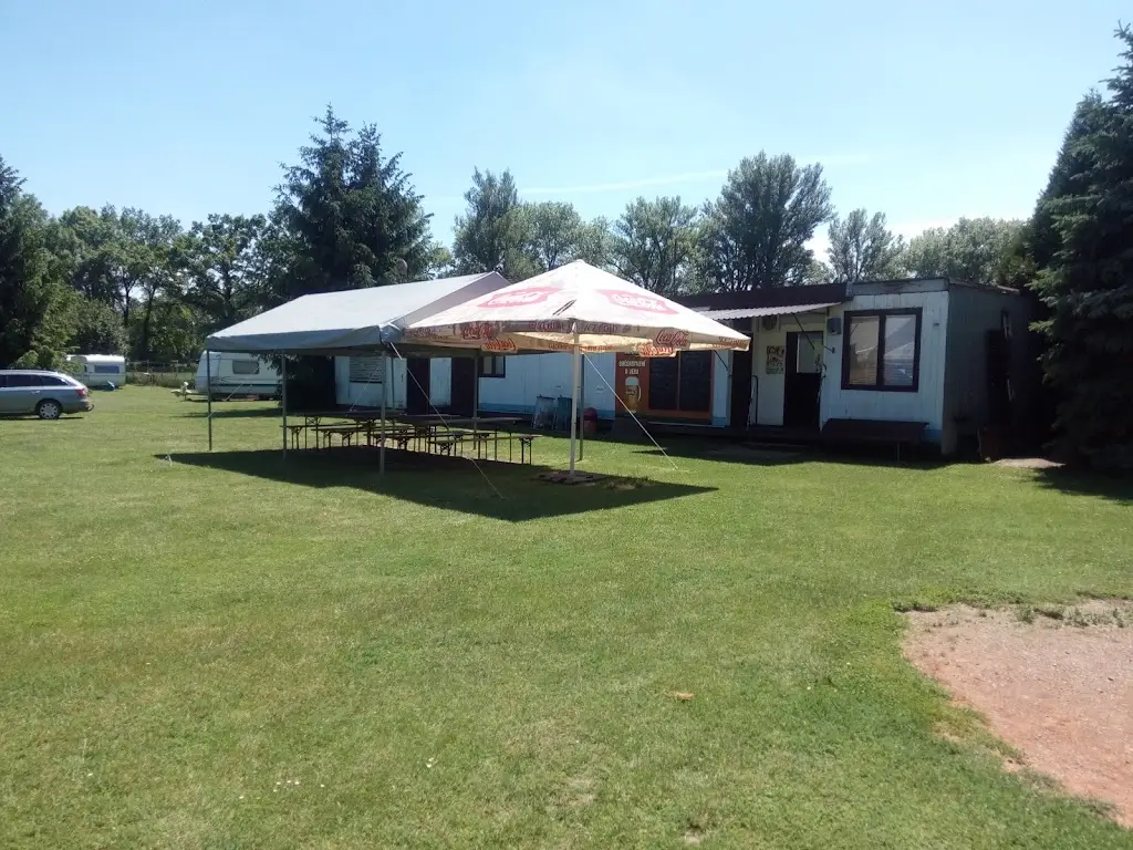 Občerstvení U Jezu - Písty - Martin Vokoun_Budyně nad Ohří_slider_image_3