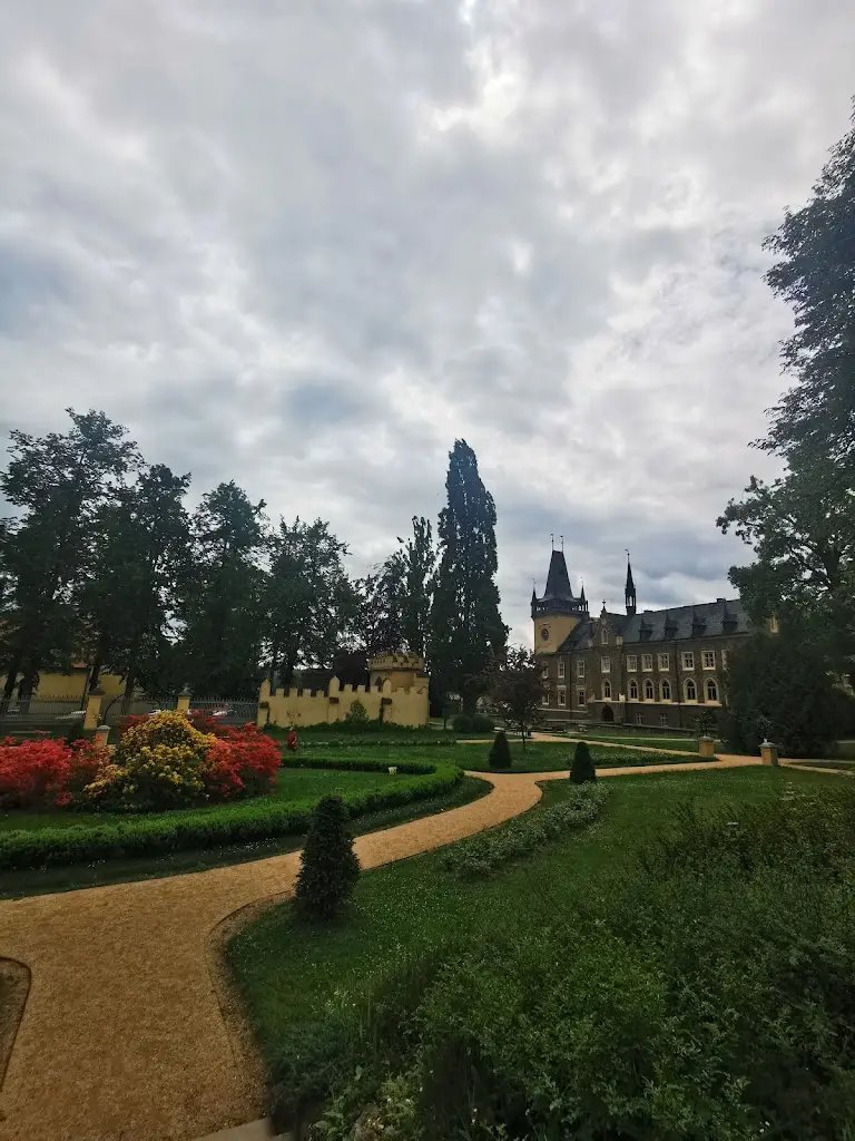 Vamos Além Viagens_Restaurace Na Ostrově_Zruč nad Sázavou_review