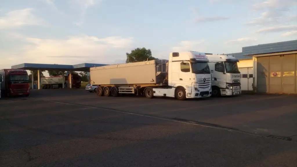 Motorest Hrdly_Bohušovice nad Ohří_slider_image_3