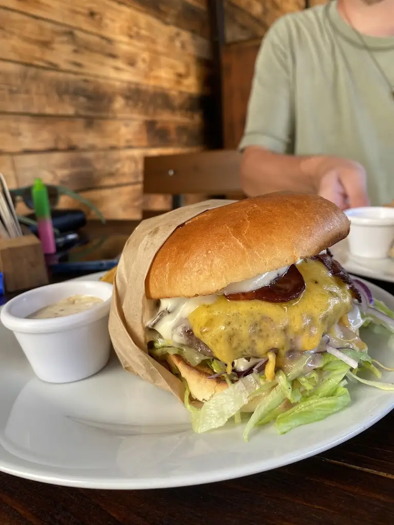 Tereza Remeňová_PIJÁNO PUB_Bohušovice nad Ohří_review