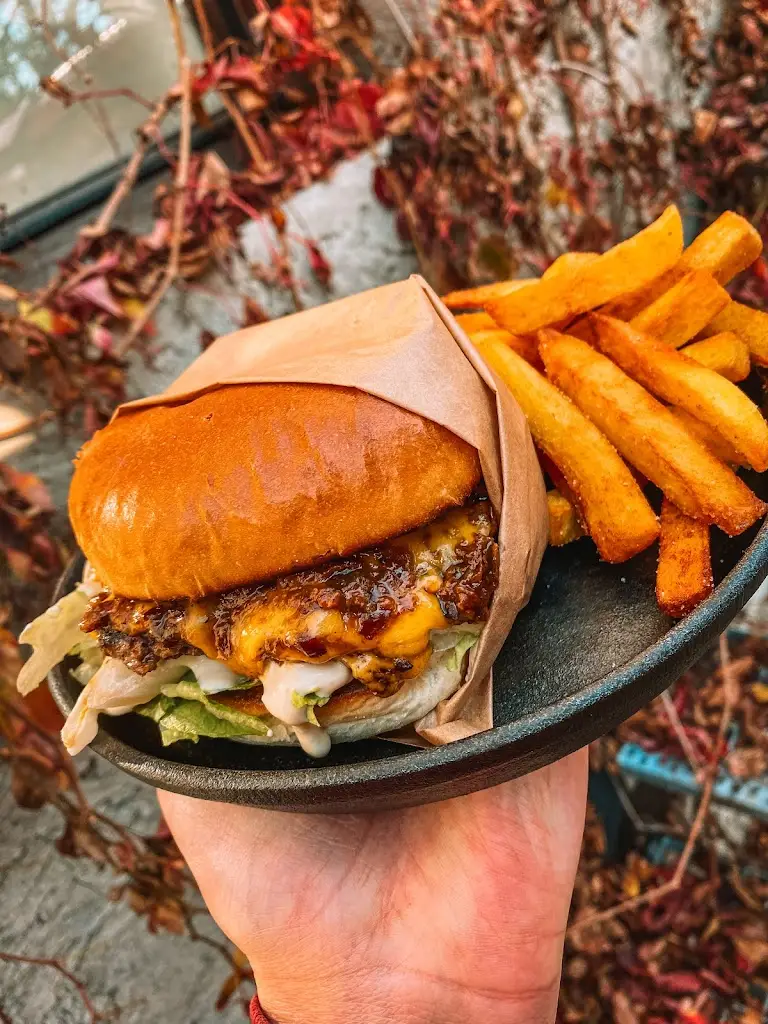 PIJÁNO PUB_Bohušovice nad Ohří_slider_image_2