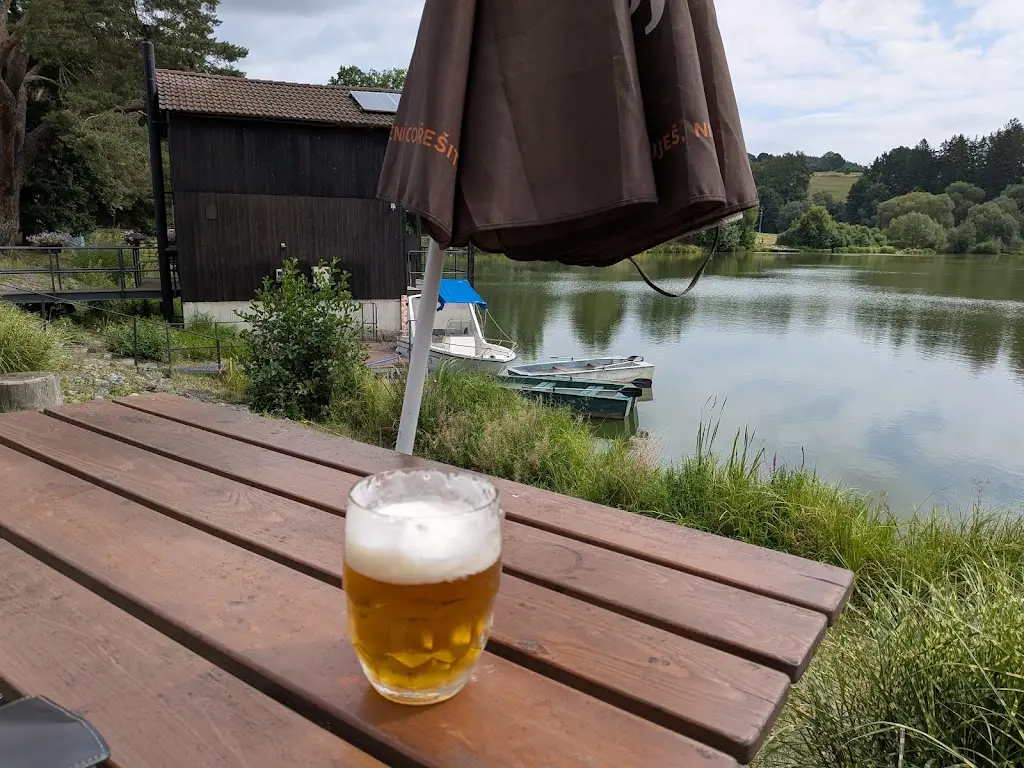 Občerstvení na hrázi_Votice_slider_image_2