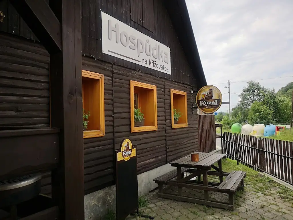 Hospůdka na křižovatce restaurant in Chřibská