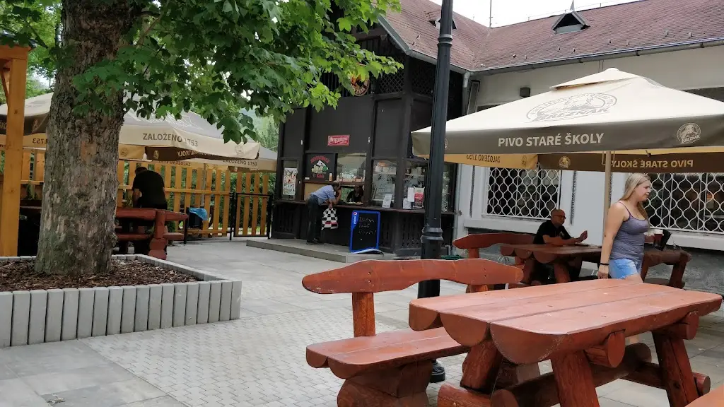 Restaurace U Kádi restaurant in Bílina Kyselka