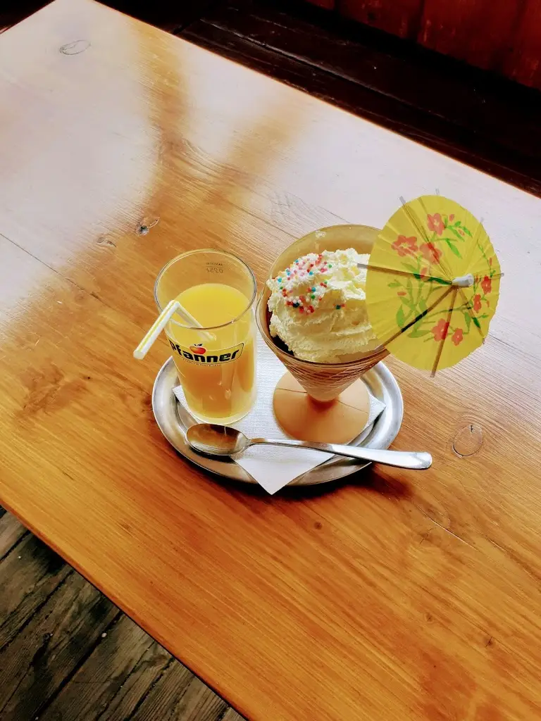 Cukrárna U Josefa_Sezimovo Ústí_slider_image_2