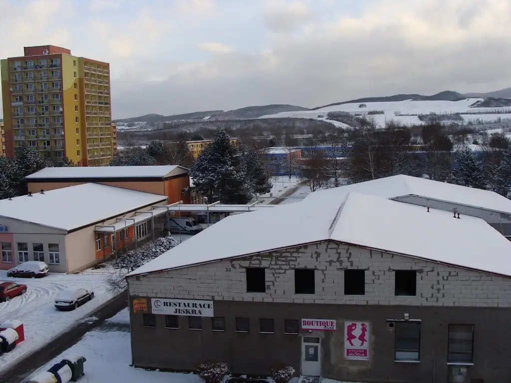 Restaurace Jiskra ristorante a Bílina Kyselka