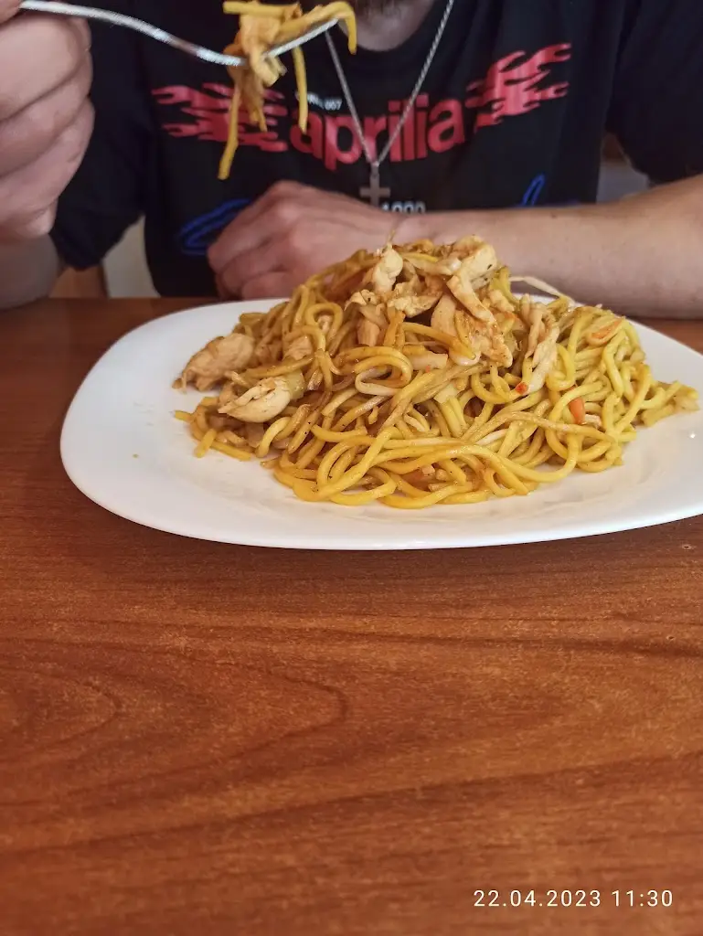 Petra Bejdakova_Pho Viet Bilina_Bílina_recensione