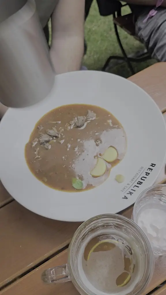 Dorota Amanowicz_Restaurace Republika_Chomutov_review