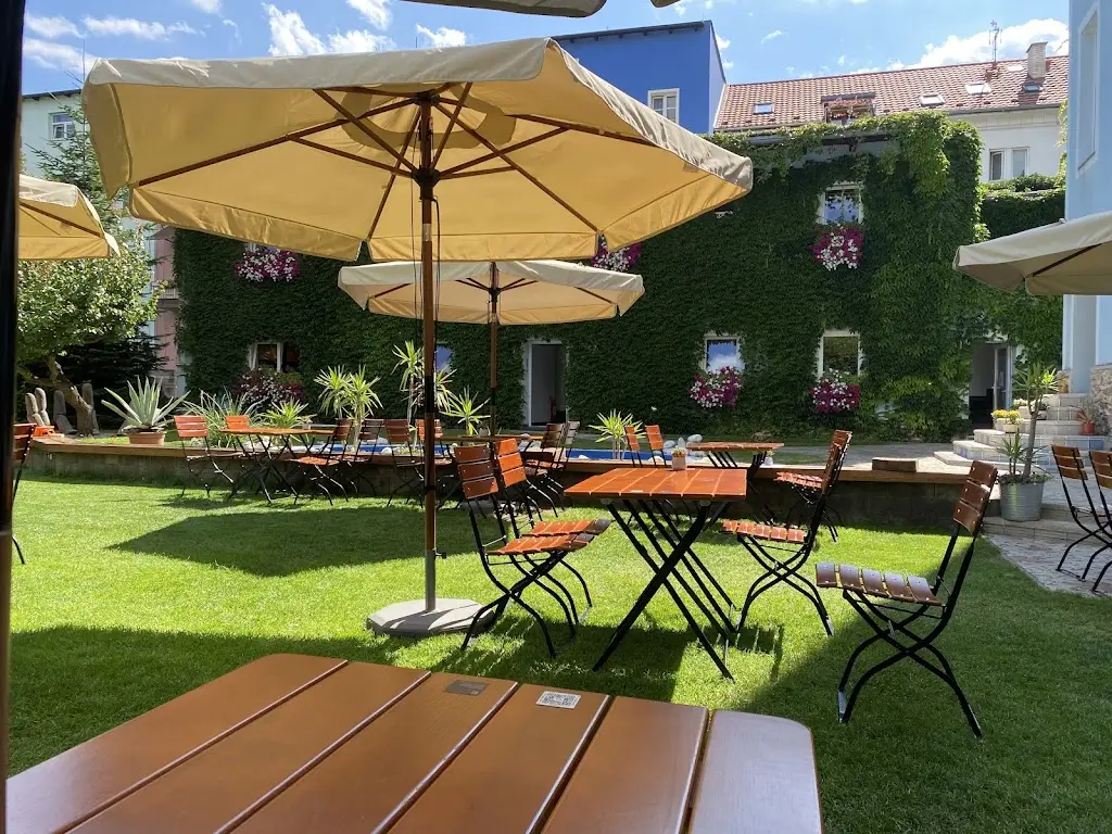 Restaurace Republika restaurant in Chomutov