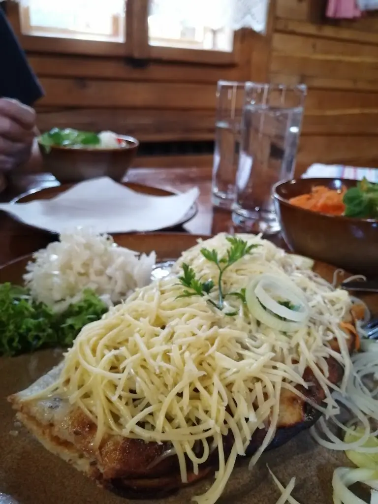 Filip Urban_Koliba Pod Orechom_Březno_review