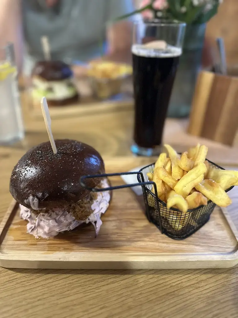 Petra Bezáková_Green Garden Restaurant & Pub_Březno_review