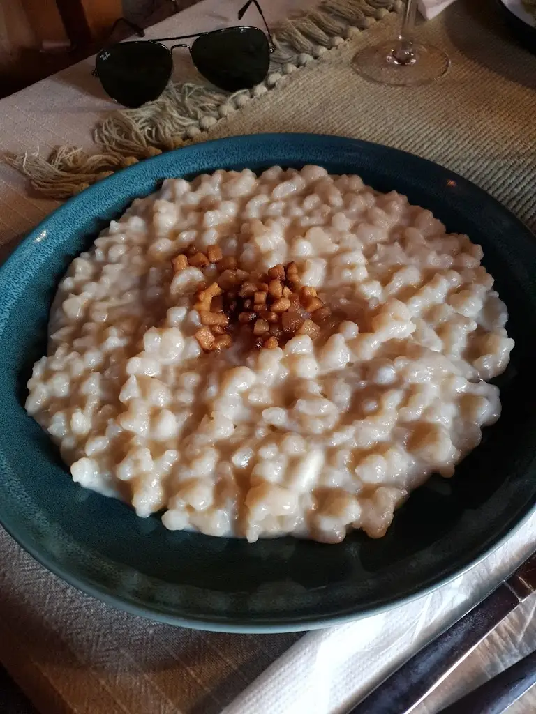 M Oz_Reštaurácia Salmo_Březno_review