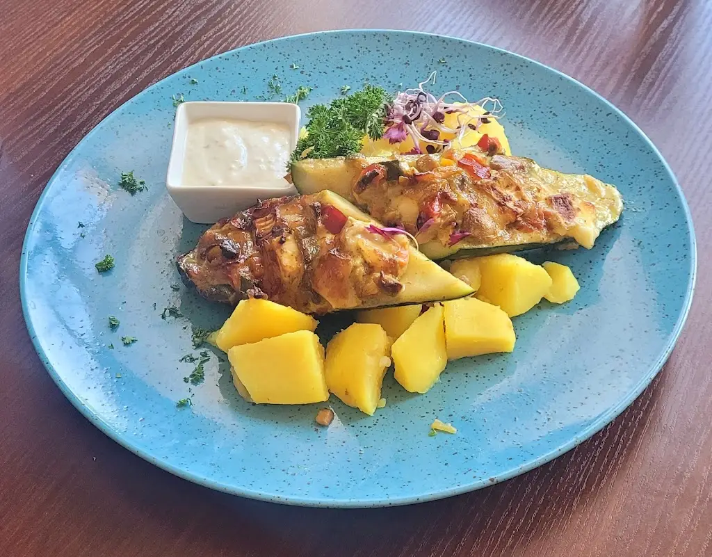 Reštaurácia Dvojka_Březno_slider_image_2