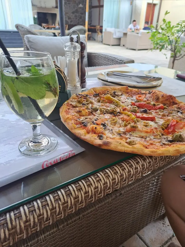 Pizzeria Barbaricum_Březno_slider_image_3