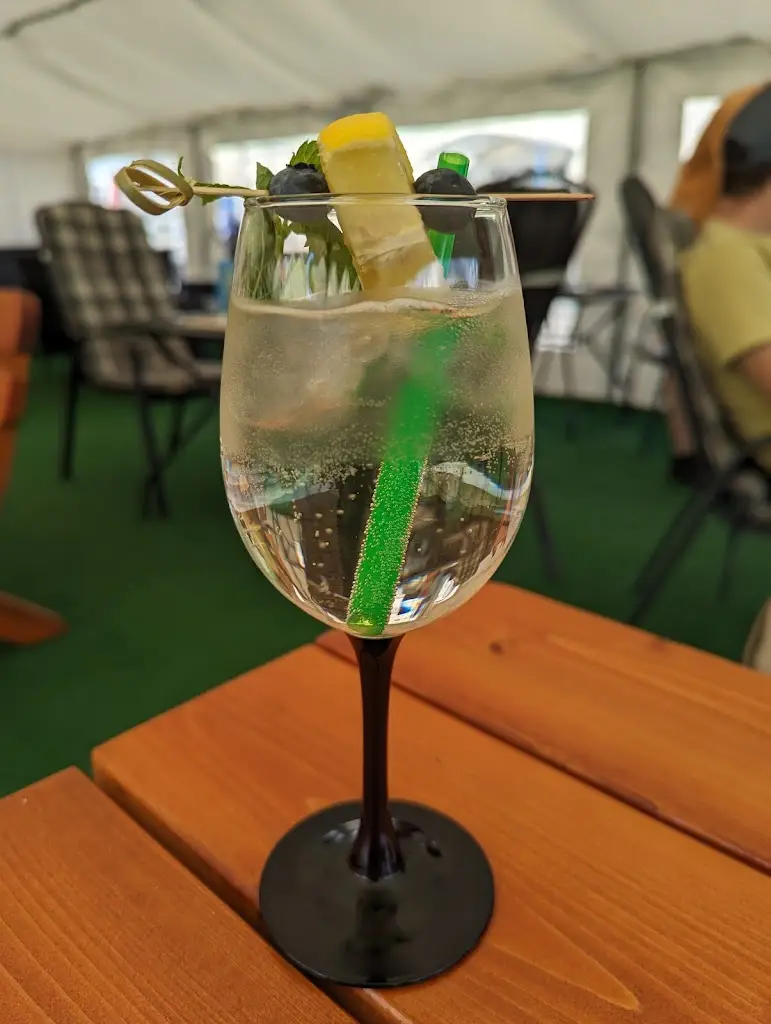 Menu_Zimák bar & restaurant_Březno_immagine_3