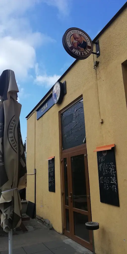 JIŘÍ Hrtanek_Restaurace Zdar_Chlumec_review