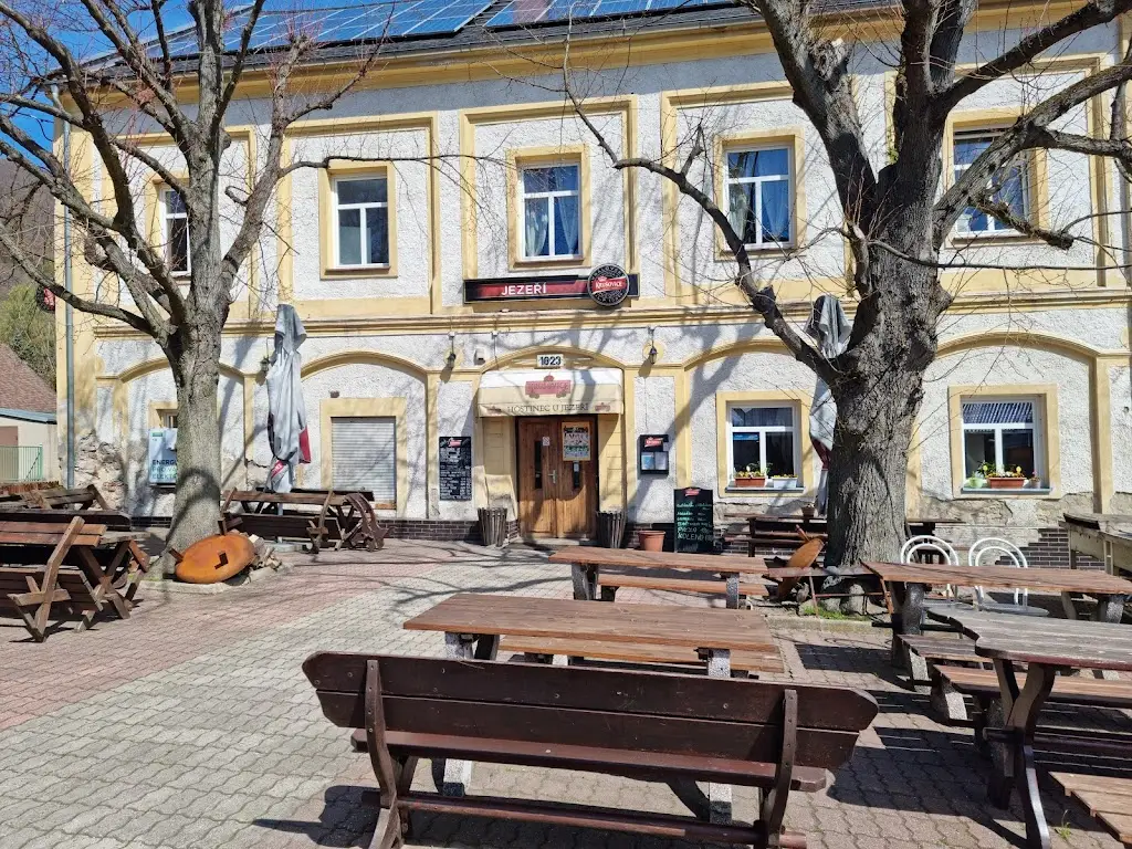 Hostinec U Jezeří_Horní Jiřetín_slider_image_1