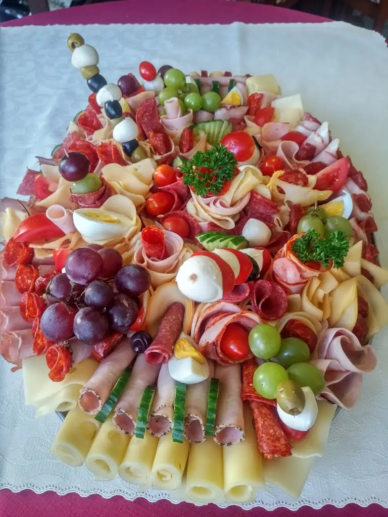 U Krejzů Restaurant, Penzion, Pivnice_Dolní Poustevna_slider_image_3