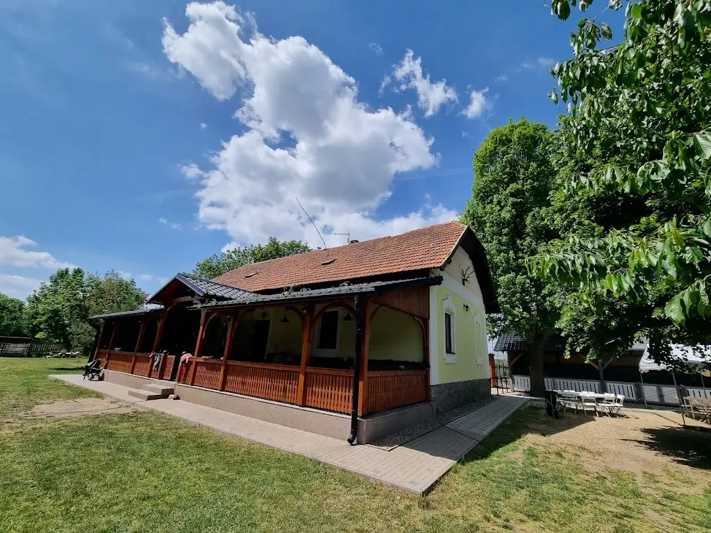 Vladimír Krátký_Občerstvení Lužerady_Dobroměřice_review