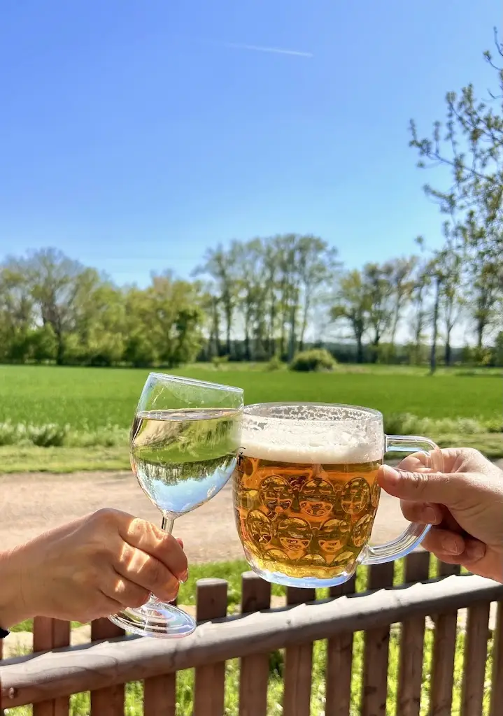 Občerstvení Lužerady_Dobroměřice_slider_image_2