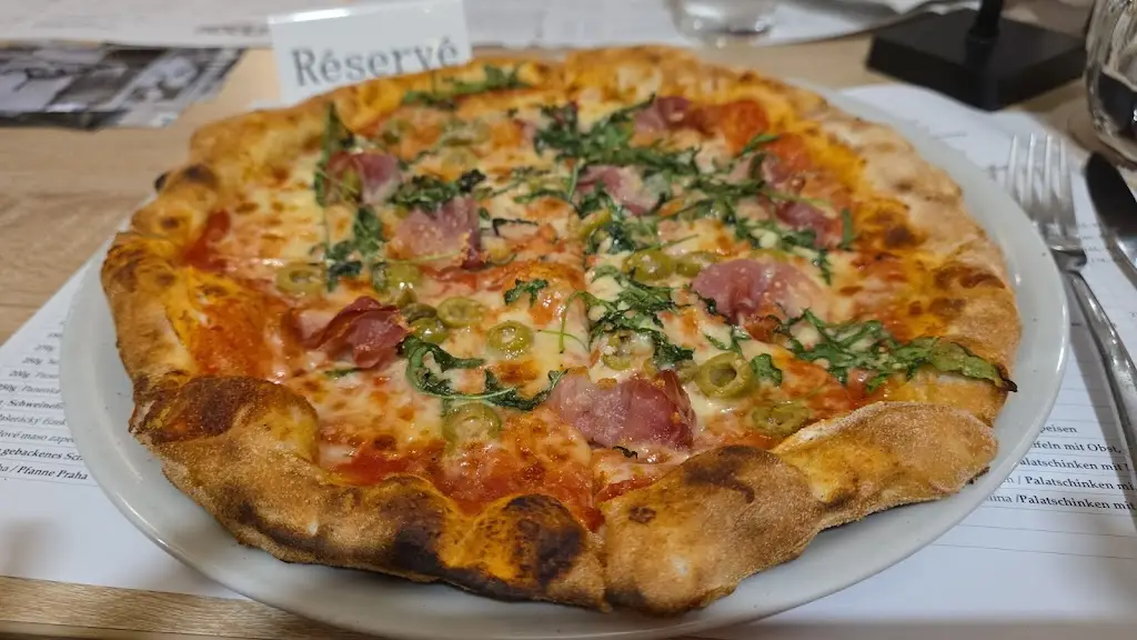 Restaurace Praha Jiříkov_Jiříkov_slider_image_3