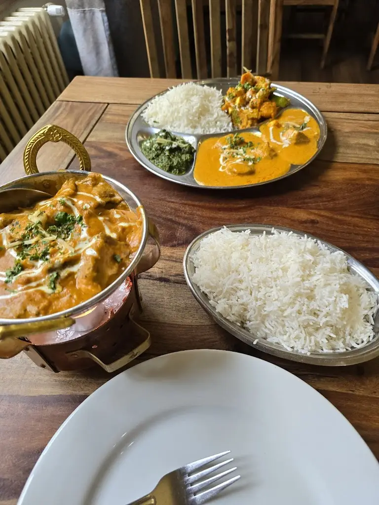Atiyeh Darvishanpour_Indian restaurant Taj Mahal_Děčín_review