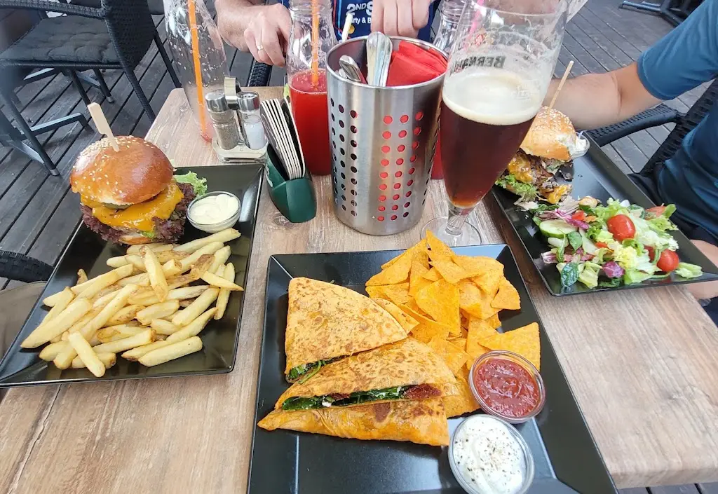 Aleksandra Olszewska_Burger Berg_Děčín_review