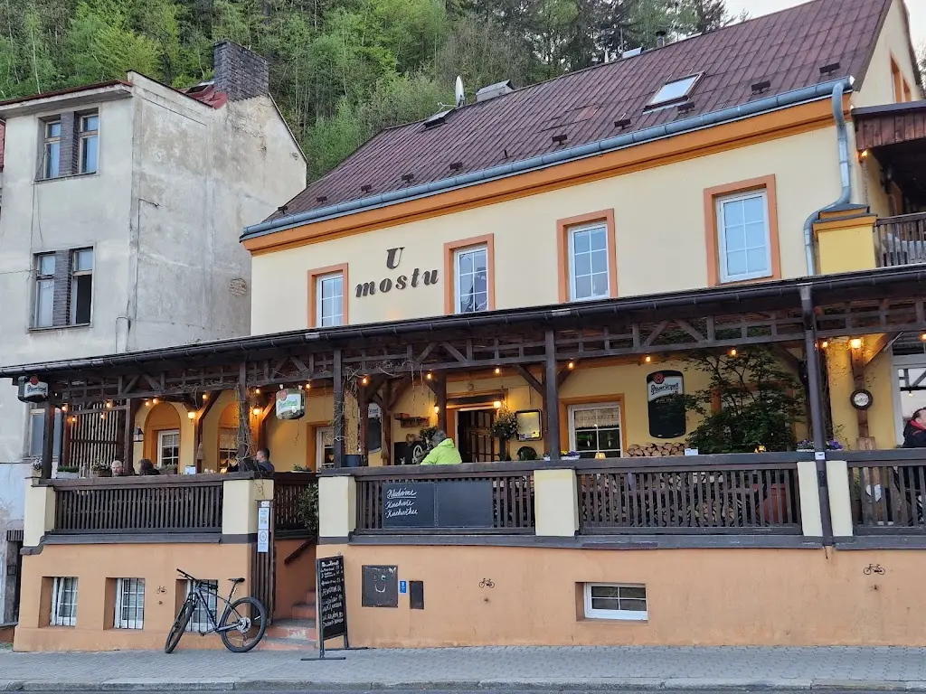The Bridge Restaurant_Děčín_slider_image_3