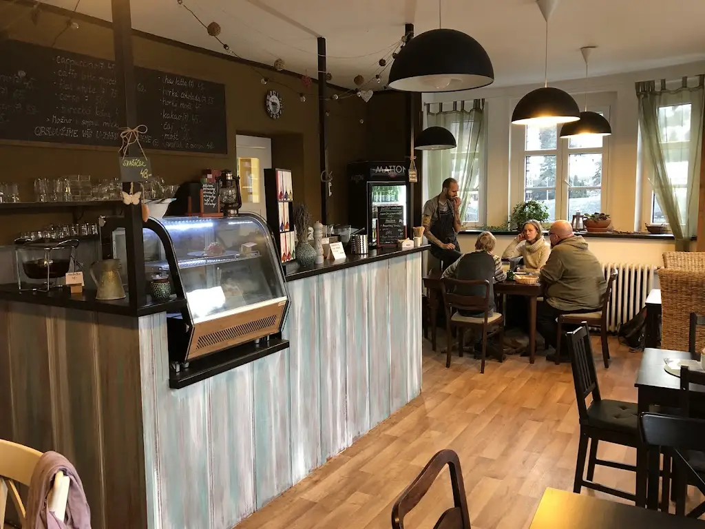 Bistro Les_Děčín_slider_image_1