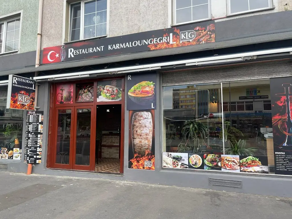 RESTAURANT KARMA LOUNGE GRIL ristorante a Děčín