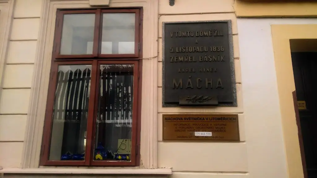 Vinárna Vikárka - Restaurant and accommodation in Litoměřice_Čížkovice_slider_image_1