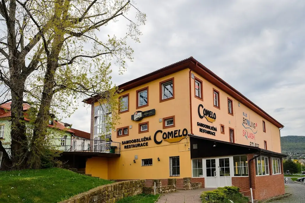 Restaurace Comelo_Čížkovice_slider_image_3