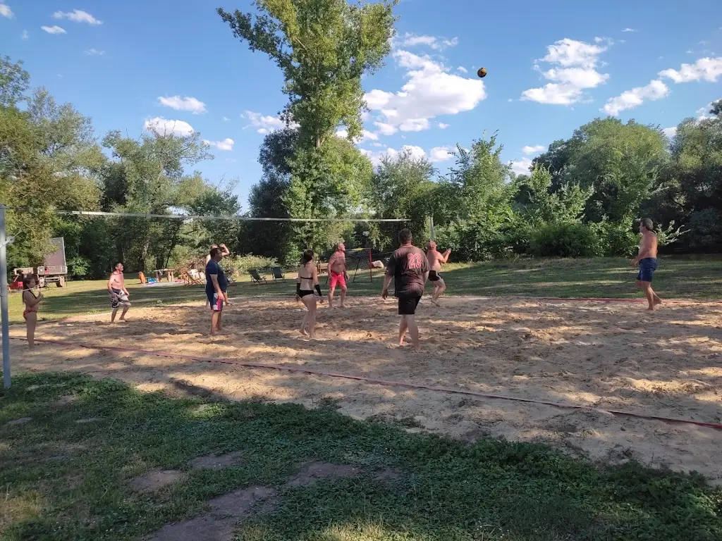 Yves Divois_Hostinec U Gráfů_Čížkovice_review