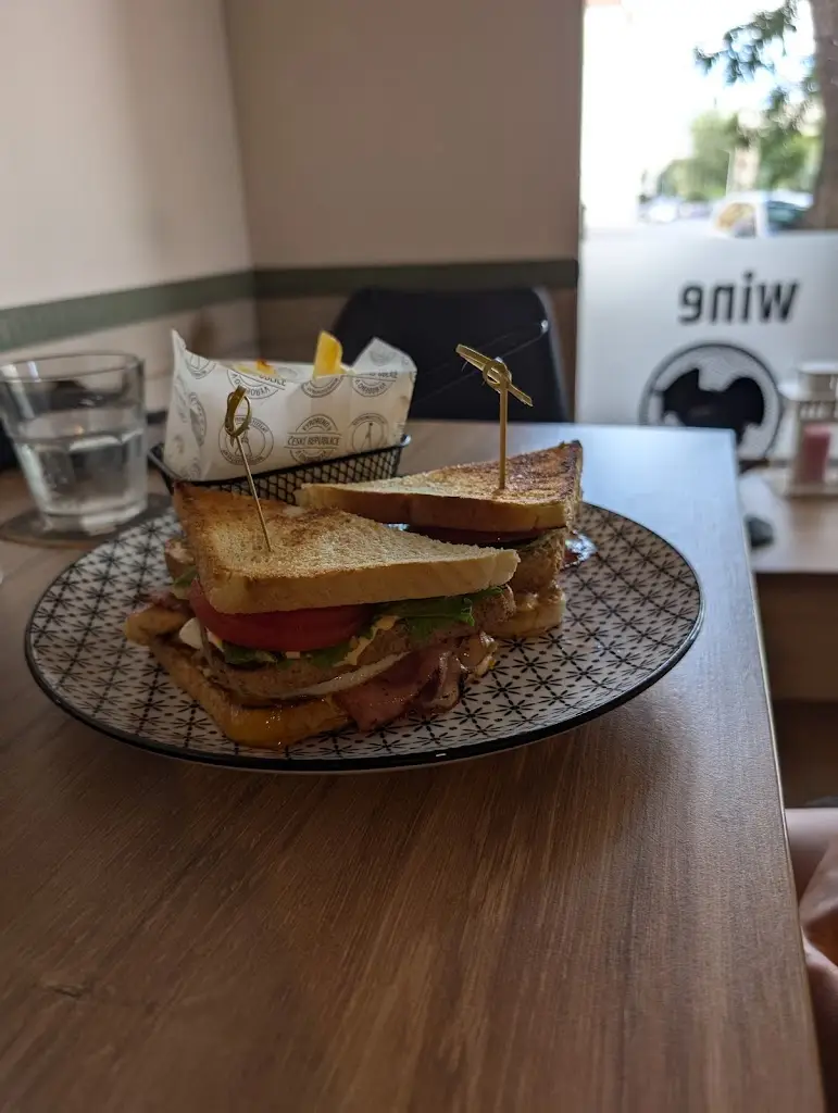 Menu_Yassan Bistro_Čížkovice_image_1