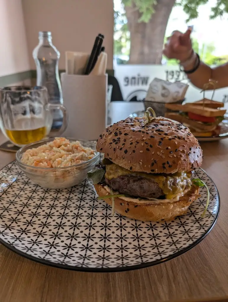 Menu_Yassan Bistro_Čížkovice_image_3