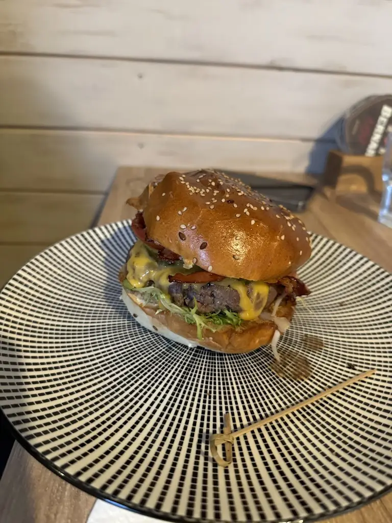 Paul Klima_Yassan Bistro_Čížkovice_review