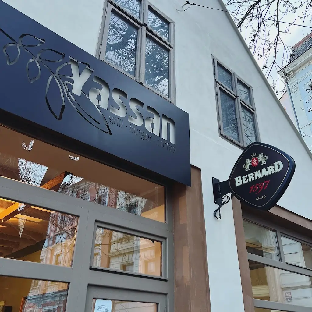 Yassan Bistro restaurant in Čížkovice