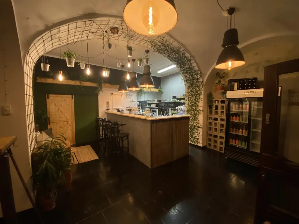 Bistro Rezavá restaurant in Čížkovice