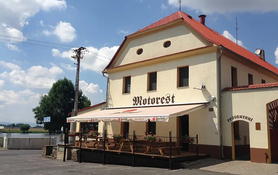 Motorest Nučnice_Čížkovice_slider_image_3