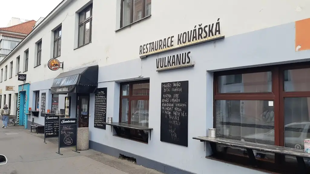 Restaurace Kovářská- Vulkanus - česká klasika + Mango Tango butik kavárna restaurant in Kovářská