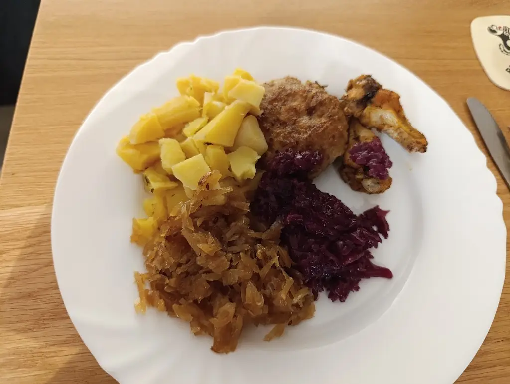 Michal Brezula_Restaurace Národ_Soběslav_review