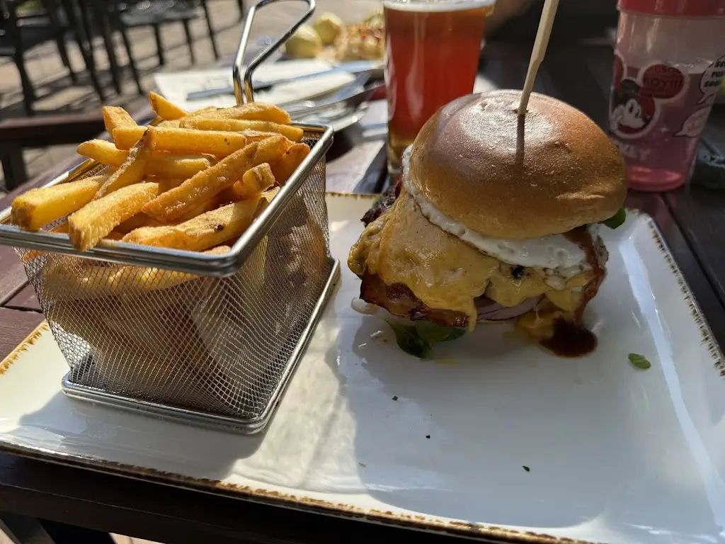 Hotel & Restaurace Pod Kaštany_Krupka_slider_image_2