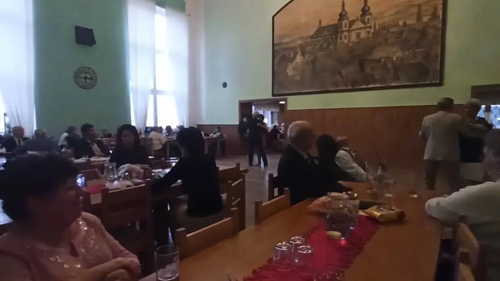 Restaurace Pod Lanovkou - Na Střelnici_Krupka_slider_image_2