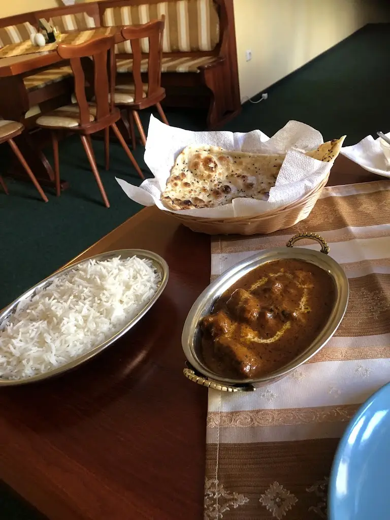 rene vanderberg_Munal nepálská a indická restaurace Kadan_Kadaň_review