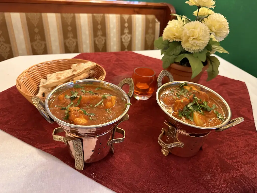 Munal nepálská a indická restaurace Kadan_Kadaň_slider_image_2