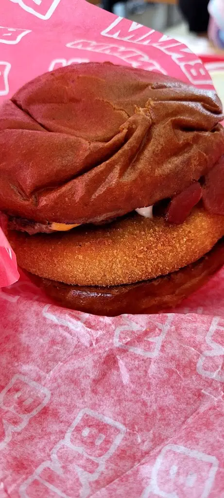 Tomáš Leise_Bonmomo_Obrnice_review