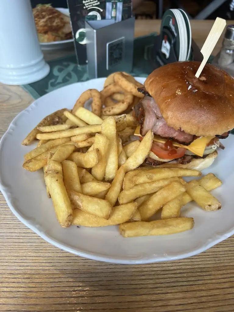 Restaurace Símalka_Klášterec nad Ohří_slider_image_2