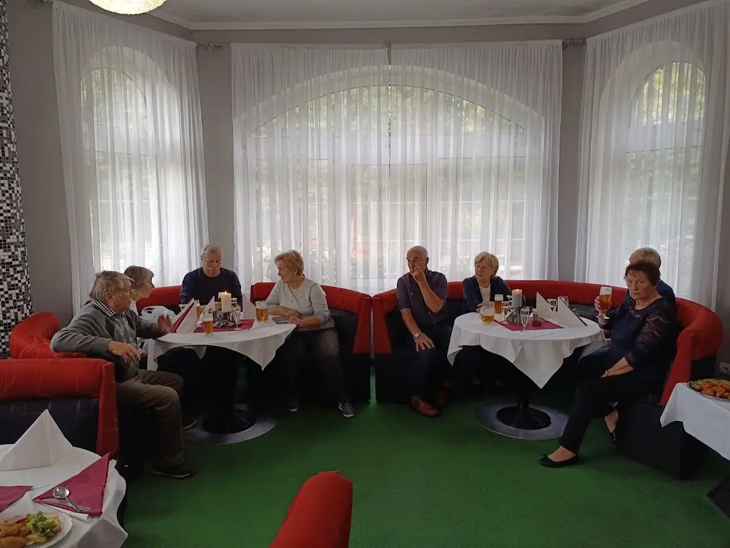 David Connolly_Hotel Bohemia Excellent_Klášterec nad Ohří_recensione