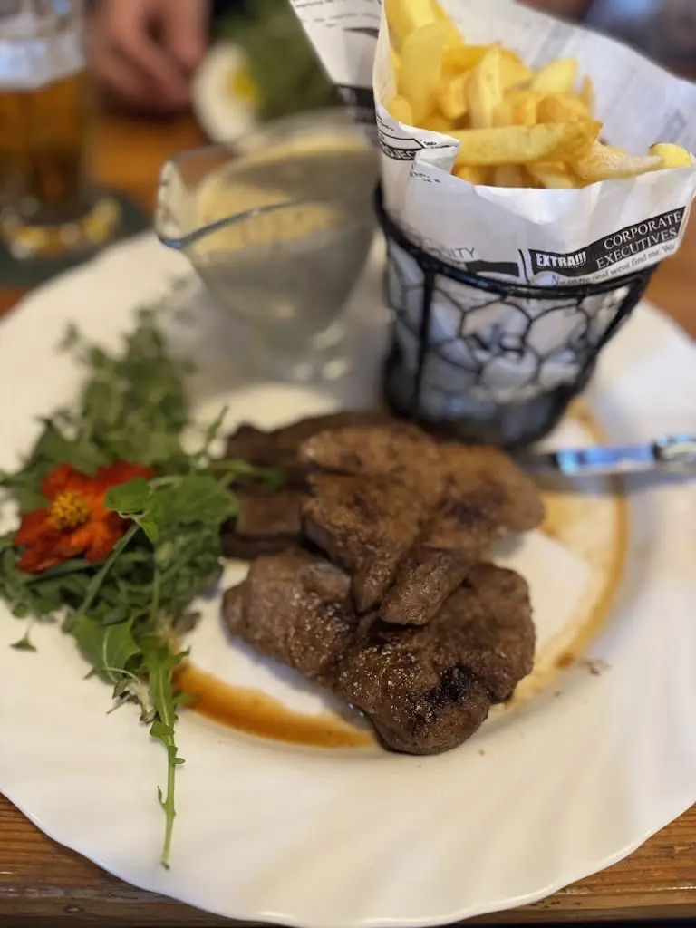 Filip Kaszubski_The Old Inn_Krásná Lípa_review