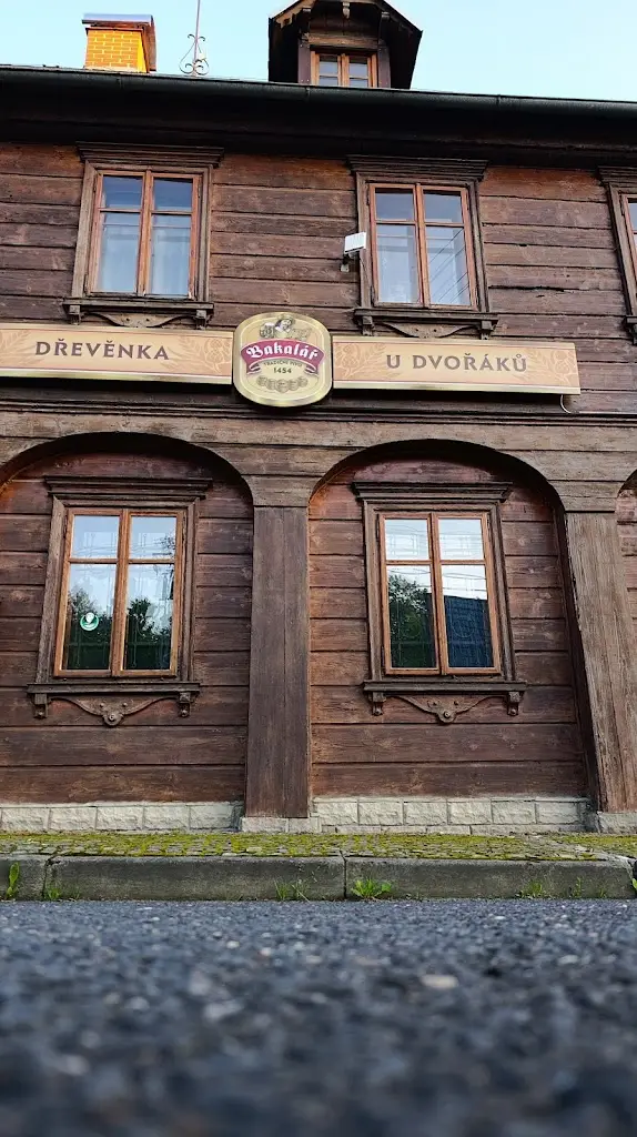 Małgorzata Rosińska_Dřevěnka u Dvořáků_Krásná Lípa_review